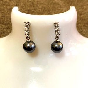 🖤♥️Silver and gray earrings